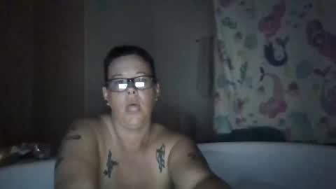 Snapshot of jewelzsquared chatting on October 30, 8:53 pm jewelzsquared online show from October 30, 8:53 pm