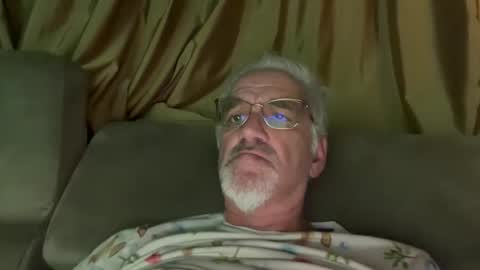 jewlronny online show from November 30, 6:12 pm