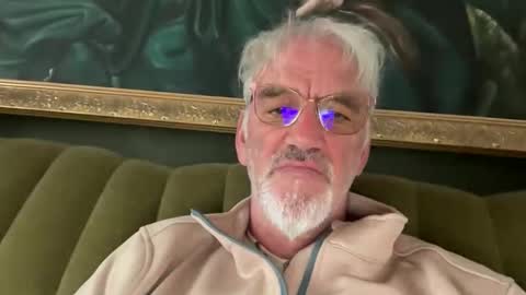 jewlronny online show from March 11, 11:38 am