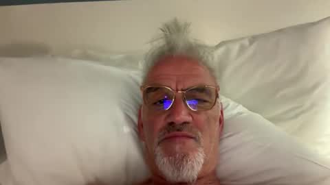 jewlronny online show from April 12, 7:08 pm