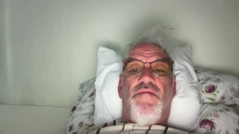 Snapshot of jewlronny chatting on June 24, 5:06 am jewlronny online show from June 24, 5:06 am
