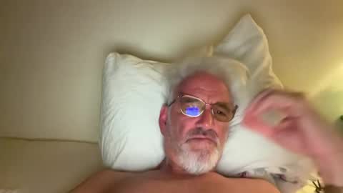 Snapshot of jewlronny chatting on June 25, 7:51 pm jewlronny online show from June 25, 7:51 pm