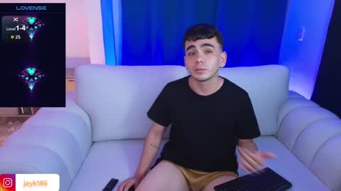 jey keler online show from October 23, 2:44 am