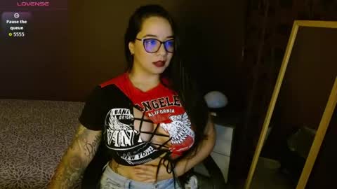 Snapshot of jey_love1 chatting on June 7, 5:11 am jey online show from June 7, 5:11 am