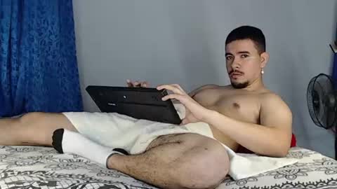 Snapshot of jeycob_happy97 chatting on July 13, 9:50 pm Juan David online show from July 13, 9:50 pm