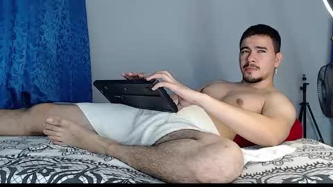 Snapshot of jeycob_happy97 chatting on July 18, 12:37 am Juan David online show from July 18, 12:37 am