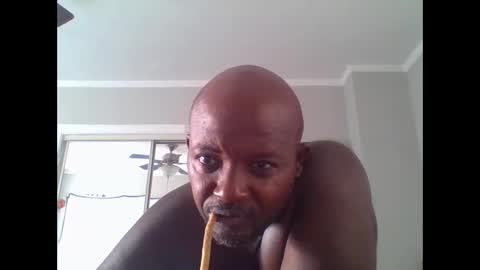 Snapshot of jezone200 chatting on September 10, 12:49 pm J One 55 online show from September 10, 12:49 pm