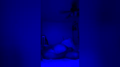 Snapshot of jflow44 chatting on June 15, 7:32 am jflow44 online show from June 15, 7:32 am