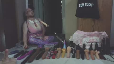 Snapshot of jghosty69 chatting on March 1, 3:08 am Nasty Cumslut online show from March 1, 3:08 am