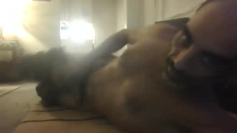 jglarsbel online show from April 9, 9:58 am