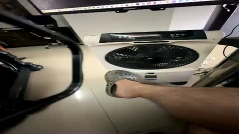 Snapshot of jgomez696a chatting on May 9, 6:46 pm jgomez696a online show from May 9, 6:46 pm