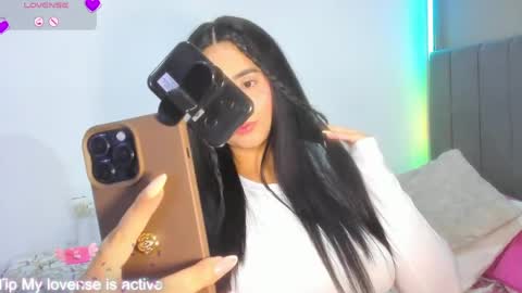 Snapshot of jhacky_sweet chatting on May 22, 2:51 am jhackelin My independent account online show from May 22, 2:51 am