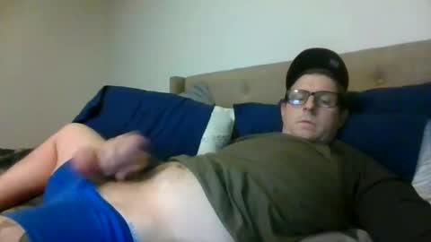 Snapshot of jhart123456 chatting on December 10, 12:39 am jhart123456 online show from December 10, 12:39 am