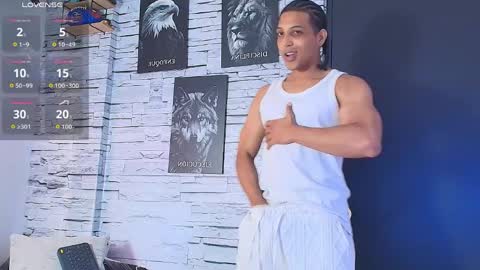 jhay_wheeler777 online show from May 24, 6:35 pm