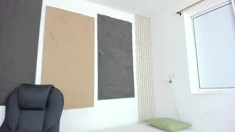 jheremy_wen online show from April 9, 3:06 am