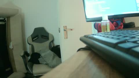 jhkhjku538466 online show from February 5, 5:34 am