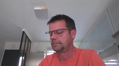 Snapshot of jhmec44000 chatting on April 28, 12:10 pm jhmec44000 online show from April 28, 12:10 pm