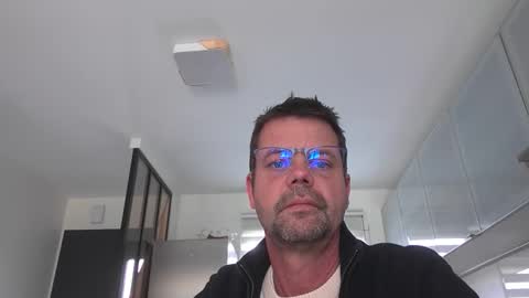Snapshot of jhmec44000 chatting on May 3, 12:55 pm jhmec44000 online show from May 3, 12:55 pm
