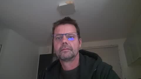 Snapshot of jhmec44000 chatting on May 17, 9:00 pm jhmec44000 online show from May 17, 9:00 pm