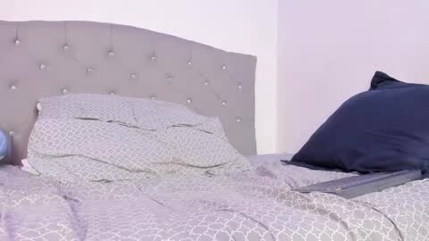 Snapshot of jhoanatrans22 chatting on January 24, 11:23 pm jhoanatrans22 online show from January 24, 11:23 pm