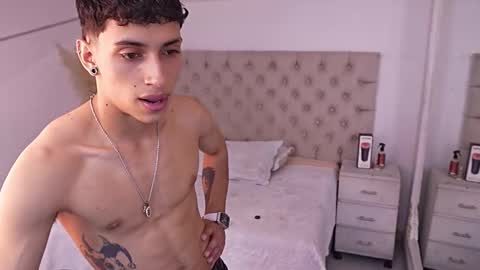 jhoanleandro online show from March 21, 5:23 am