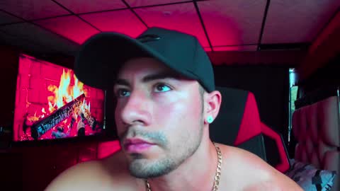 Jhojan Strong  online show from February 6, 10:32 pm