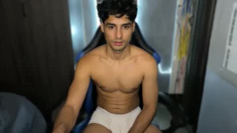 jhon online show from March 8, 7:01 am