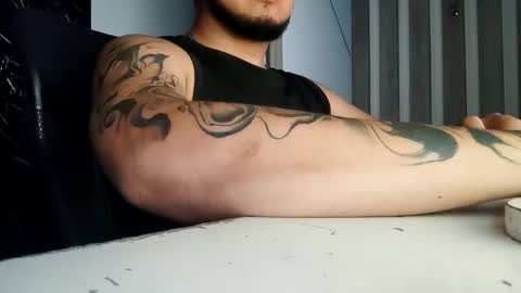 Snapshot of jhon_gottti chatting on February 1, 10:26 am jhon online show from February 1, 10:26 am