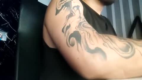 Snapshot of jhon_gottti chatting on February 9, 9:37 am jhon online show from February 9, 9:37 am