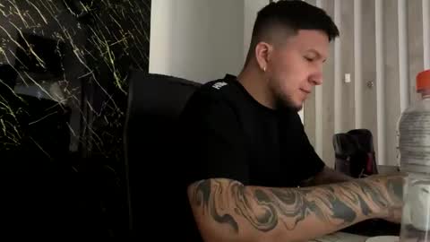 Snapshot of jhon_gottti chatting on September 23, 3:04 pm jhon online show from September 23, 3:04 pm