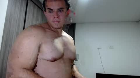 jhon_walkersky online show from May 2, 1:10 am