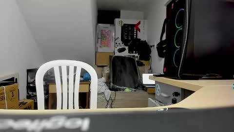 Snapshot of jhonatan_morales_s chatting on October 17, 5:21 am jhonatan_morales_s online show from October 17, 5:21 am