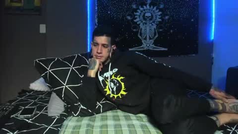 Snapshot of jhonny_ackerman chatting on April 23, 5:08 am jhonny_ackerman online show from April 23, 5:08 am