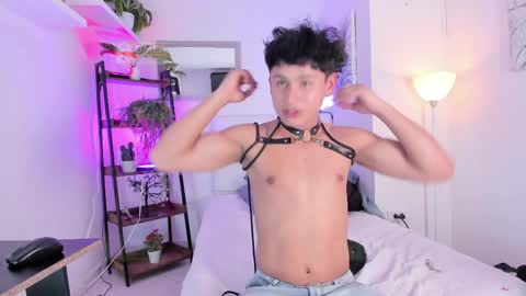 Snapshot of jhonny_blake_ chatting on April 25, 8:06 pm JHONNATHAN online show from April 25, 8:06 pm