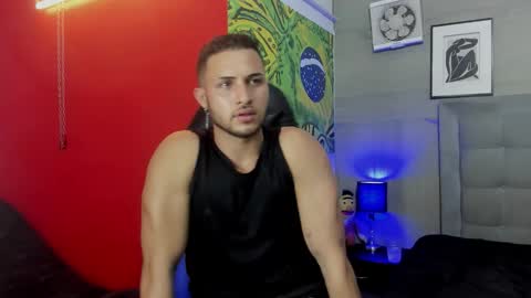 Snapshot of jhonny_flames7 chatting on February 25, 8:07 pm jhonny online show from February 25, 8:07 pm