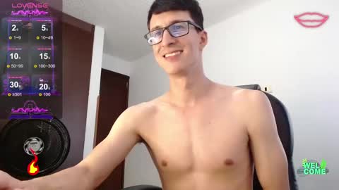 Snapshot of jhonny_hot_s chatting on February 13, 7:42 pm Jhonny independent model online show from February 13, 7:42 pm