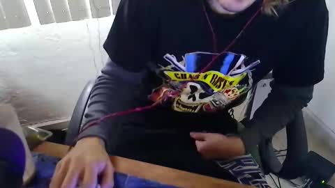 jhonnygoldendick online show from December 7, 9:44 pm