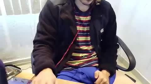 jhonnygoldendick online show from December 11, 9:01 pm