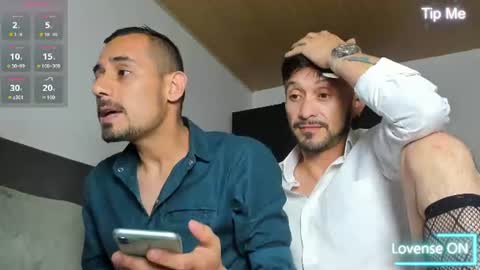 Snapshot of jhonyalzate chatting on July 5, 11:01 pm Jhony Alzate online show from July 5, 11:01 pm