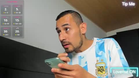 Snapshot of jhonyalzate chatting on July 19, 4:16 am Jhony Alzate online show from July 19, 4:16 am