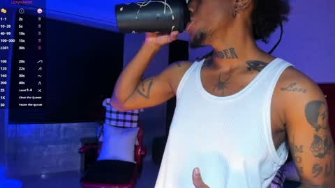 jhonymiller online show from April 10, 8:46 pm