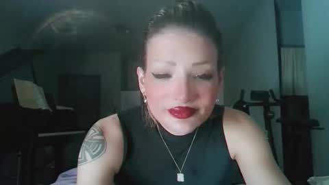 Snapshot of jhopeftw chatting on October 24, 8:27 pm Anya online show from October 24, 8:27 pm