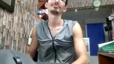 Jhosuamoore  online show from June 5, 12:39 am