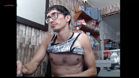 Snapshot of jhosuamoore2 chatting on July 11, 3:04 pm jhosuamoore2 online show from July 11, 3:04 pm