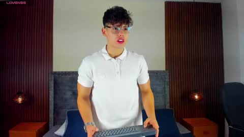 jhoumod_21 online show from November 16, 3:12 am