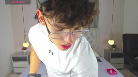 jhoumod_21 online show from November 26, 3:07 am