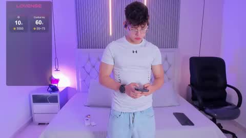 jhoumod_21 online show from December 18, 2:50 am