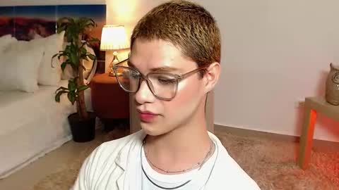 Jhuan Nhez online show from October 17, 7:22 am