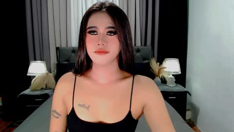 Snapshot of jhuliana_and_charles_room chatting on March 28, 11:48 pm jhuliana_and_charles_room online show from March 28, 11:48 pm