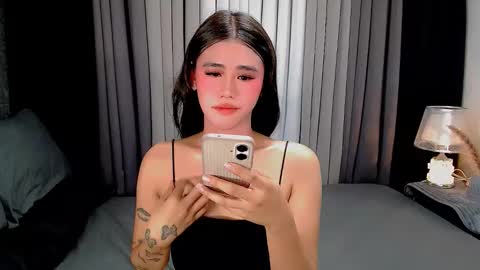 Snapshot of jhulianagrey chatting on October 22, 5:52 am julie online show from October 22, 5:52 am